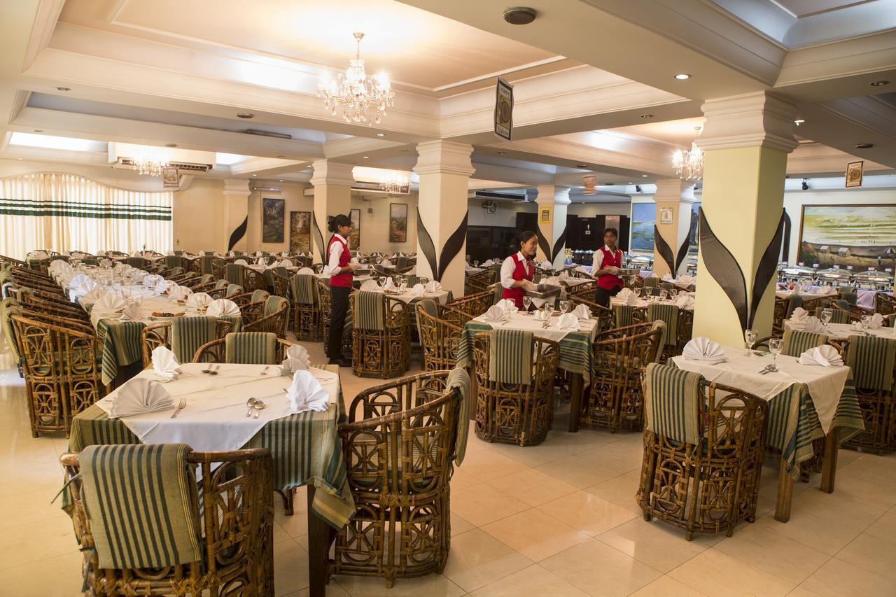 Meridian Hotel & Restaurant Dakhin Kattali Kültér fotó