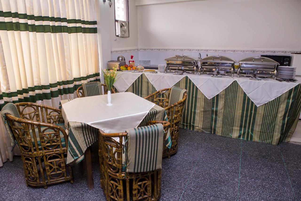 Meridian Hotel & Restaurant Dakhin Kattali Kültér fotó
